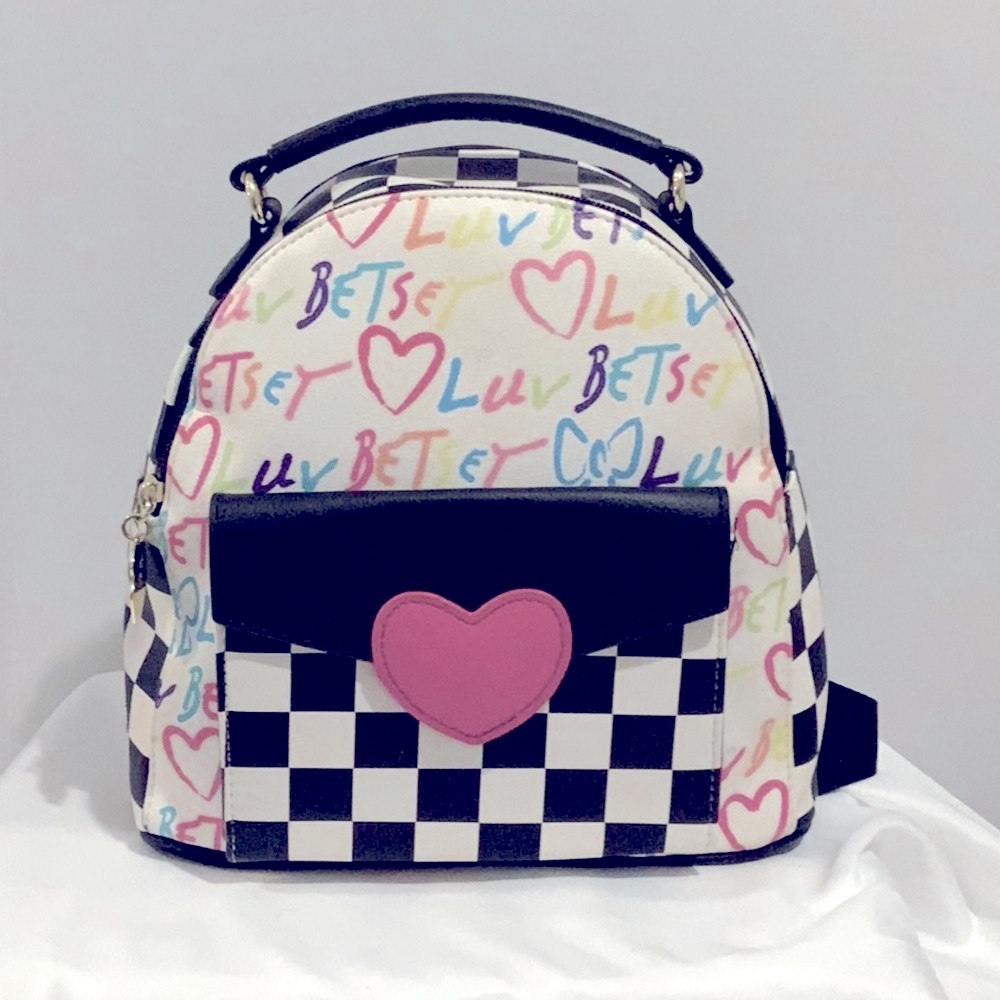 - Betsey Johnson LBLEAH Backpack